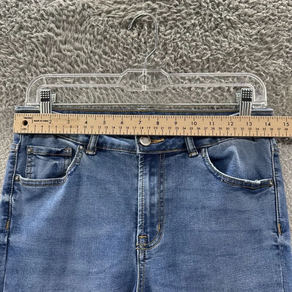 Denim Co Jeans Women's 8 Blue Light‎ Wash Denim Distressed Ankle Skinny Jeans